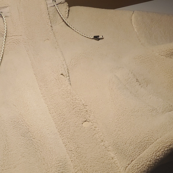 JACKET - Picture 3 of 8